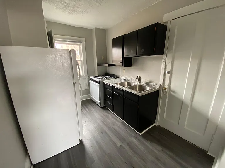 2365 Ravine St #5 — Photo 5