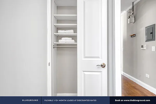 Rented by The Blueground | media 31