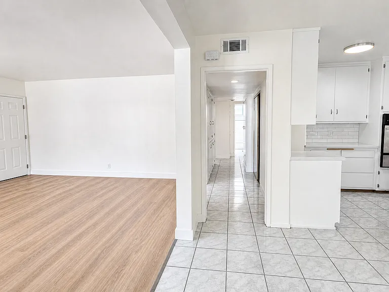 716 Glenway Dr #1 — Photo 13