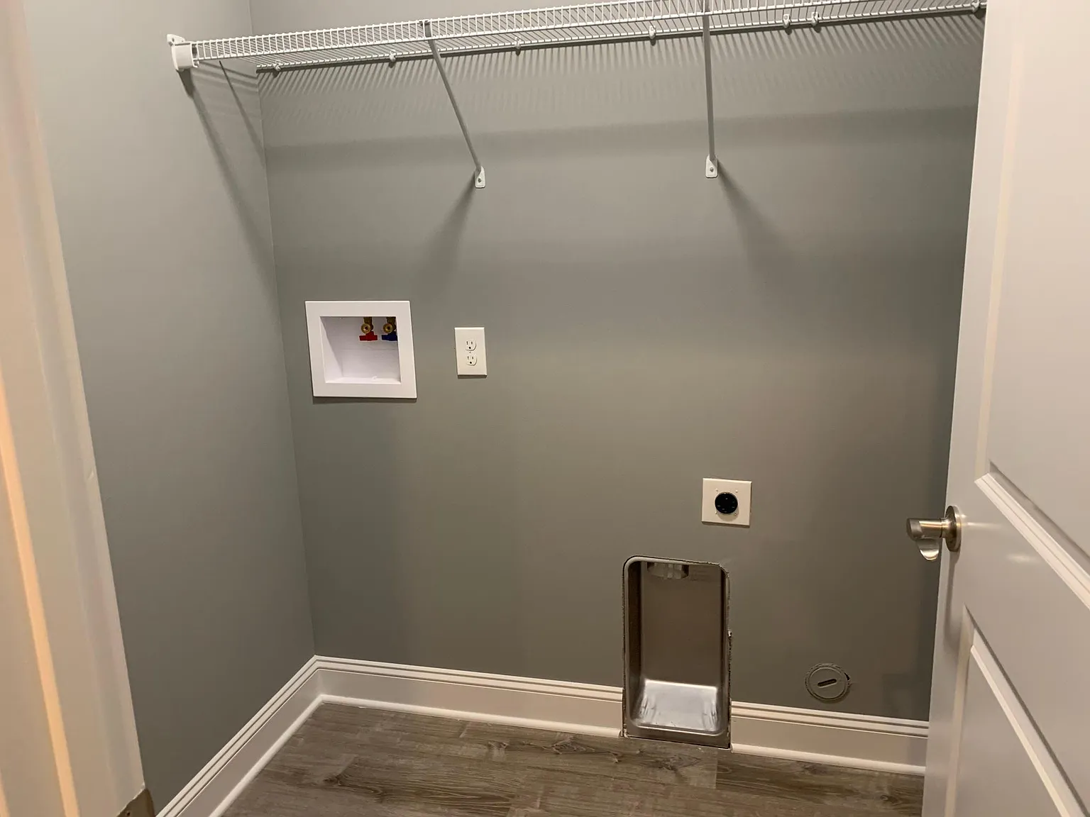 2 bed, 2.5 bath, 1355 sqft, $1,800 — Photo 3