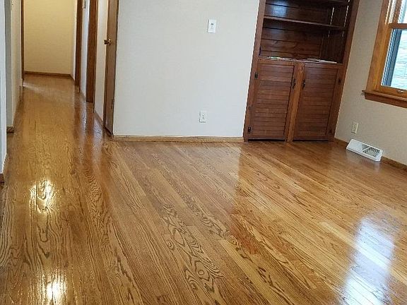 4th image of 5071 S Kirkwood Ave