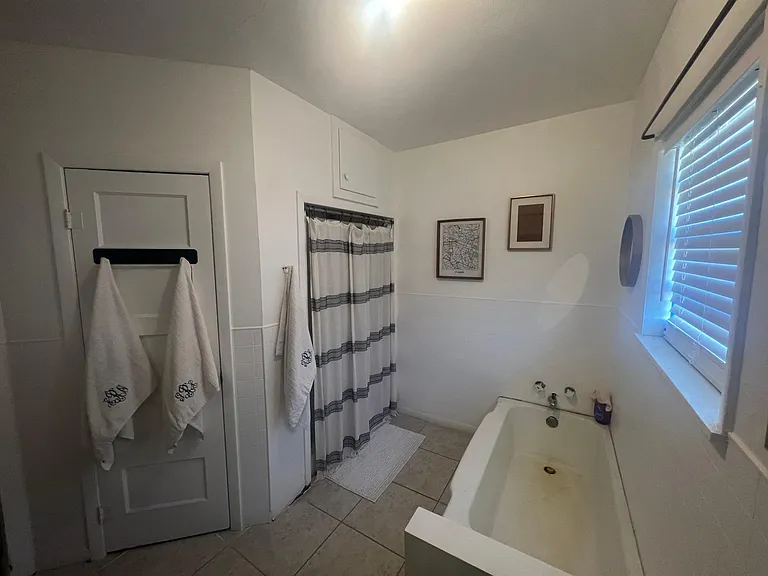 884 FM 3329 — Photo 19