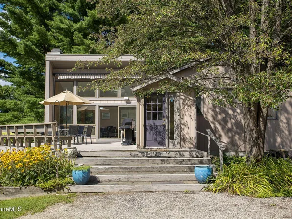48 Swamp Rd, West Stockbridge, MA 01266