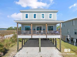 636 W 1st Ave, Gulf Shores, AL 36542