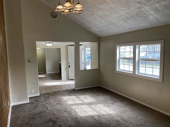 4th image of 1612 S Wall Ave