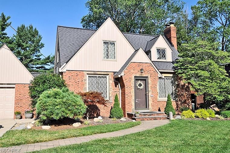 1st image of 2346 Winfield Ave