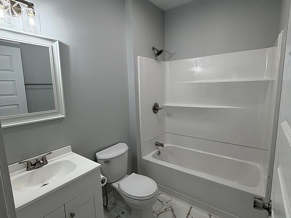 2nd image of 43 N Main St APT 1