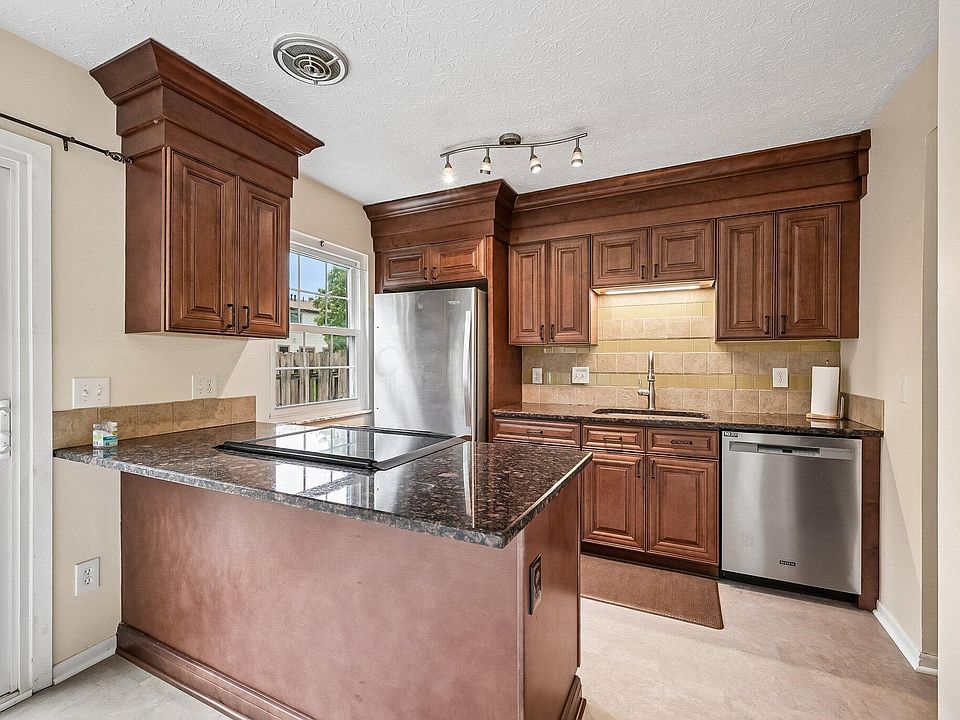 1st image of 644 Alta View Ct #52