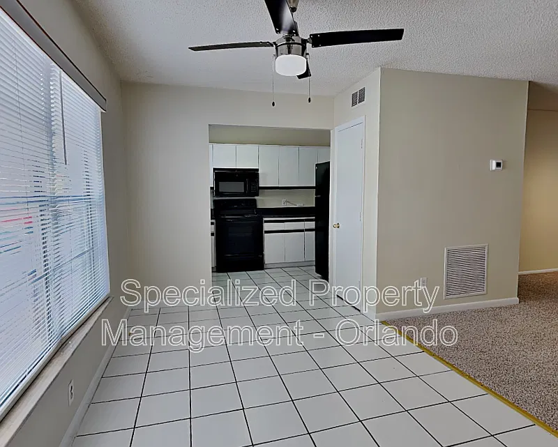 2 bed, 2.0 bath, 1118 sqft, $1,299 — Photo 2