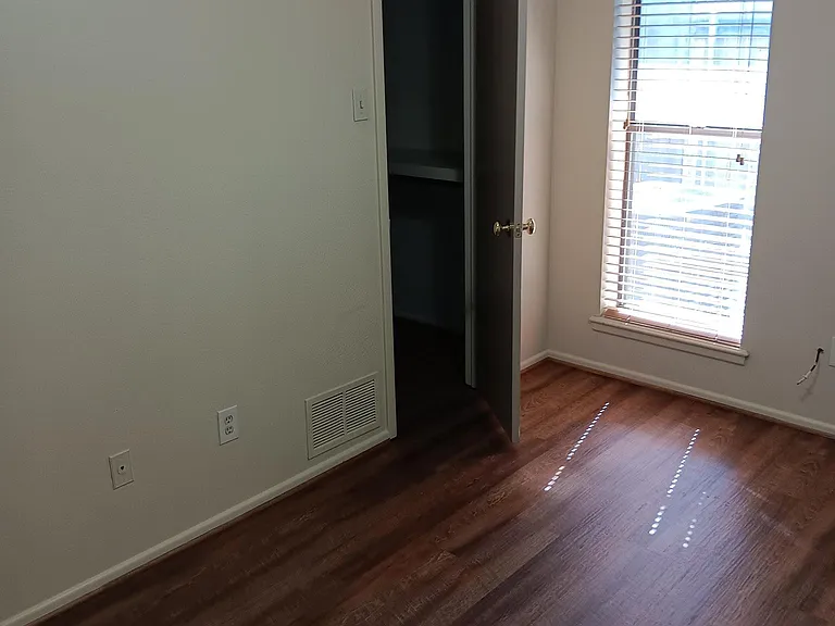 602 Taylor Ct — Photo 20