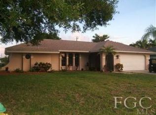 202 NE 10th Ave, Cape Coral, FL 33909