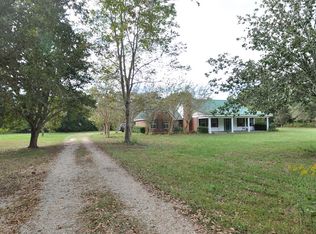 18 Joe R Lee Rd, Carriere, MS 39426