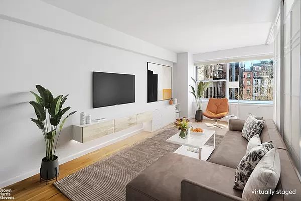1st image of 33 Greenwich Ave APT 4L