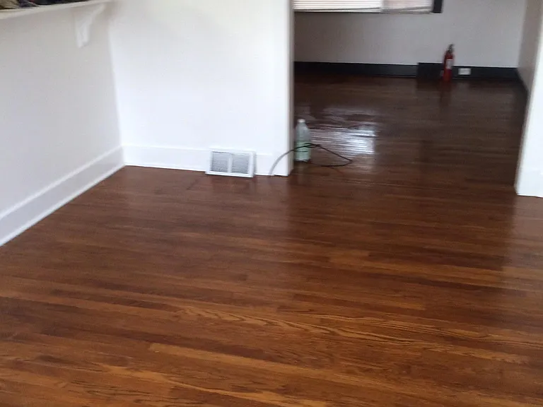 2110 Arlington Ave — Photo 5
