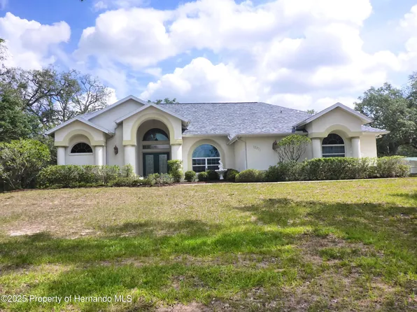 12271 Centralia Rd, Weeki Wachee, FL 34614