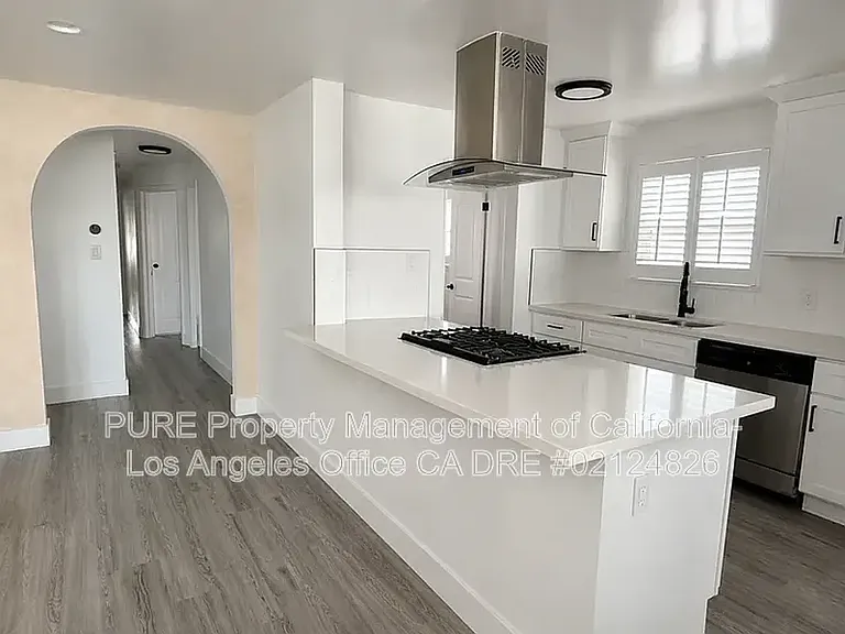 4544 W 156th St — Photo 3