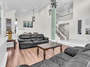 5775 184a St, Surrey, BC