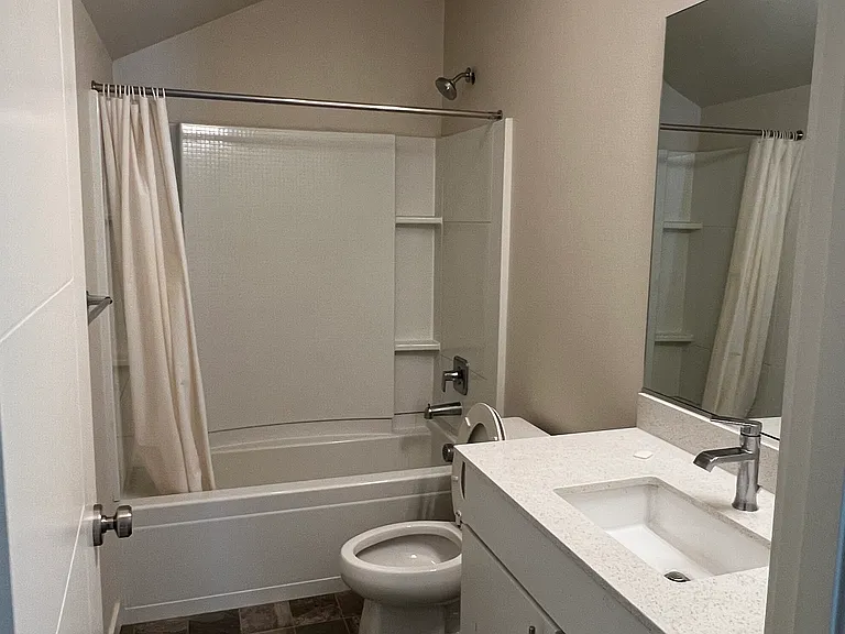 7134 Beacon Ave S #C — Photo 20