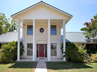 401 Green Gables, Blanco, TX 78606