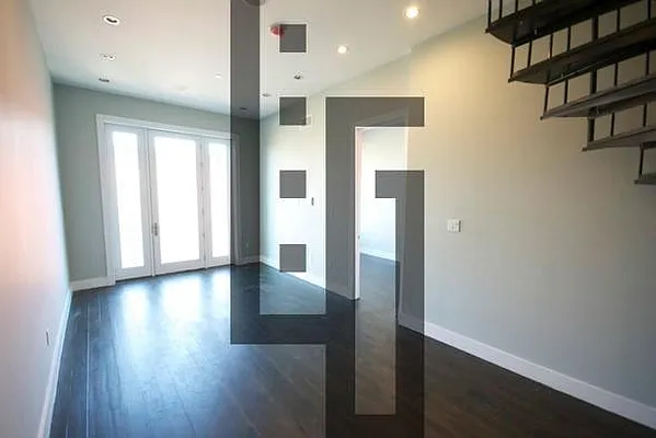 Rented by Loom Group | media 14