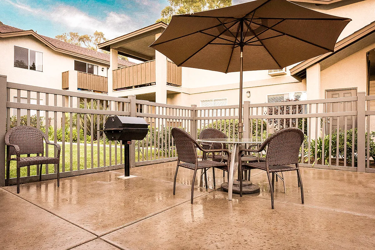 Building Photo - Elan Poway Hills