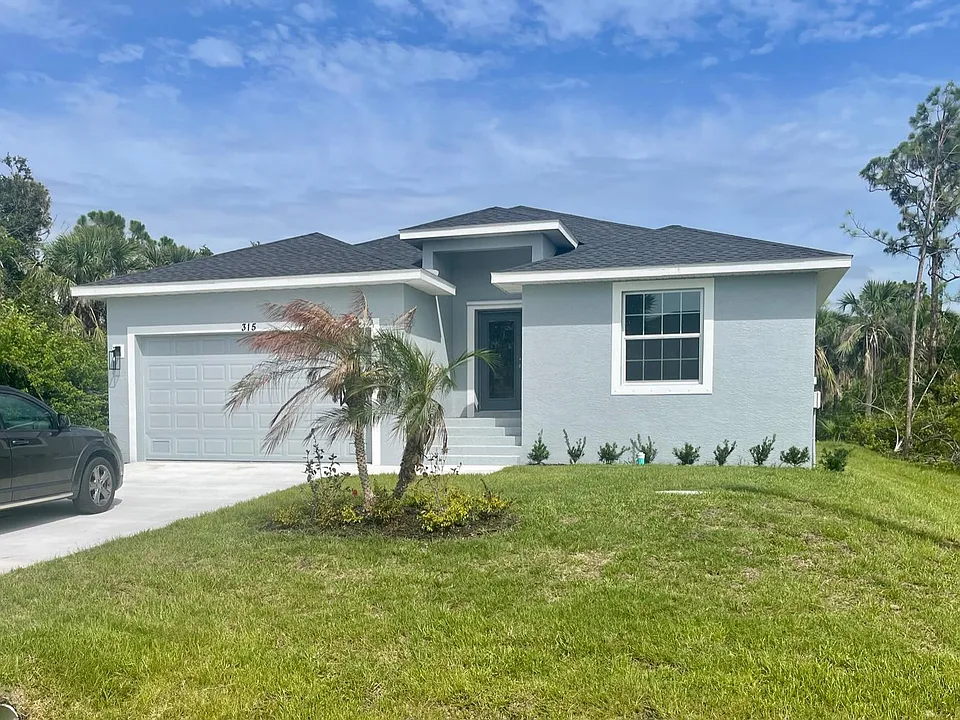 315 Sweetwater Dr