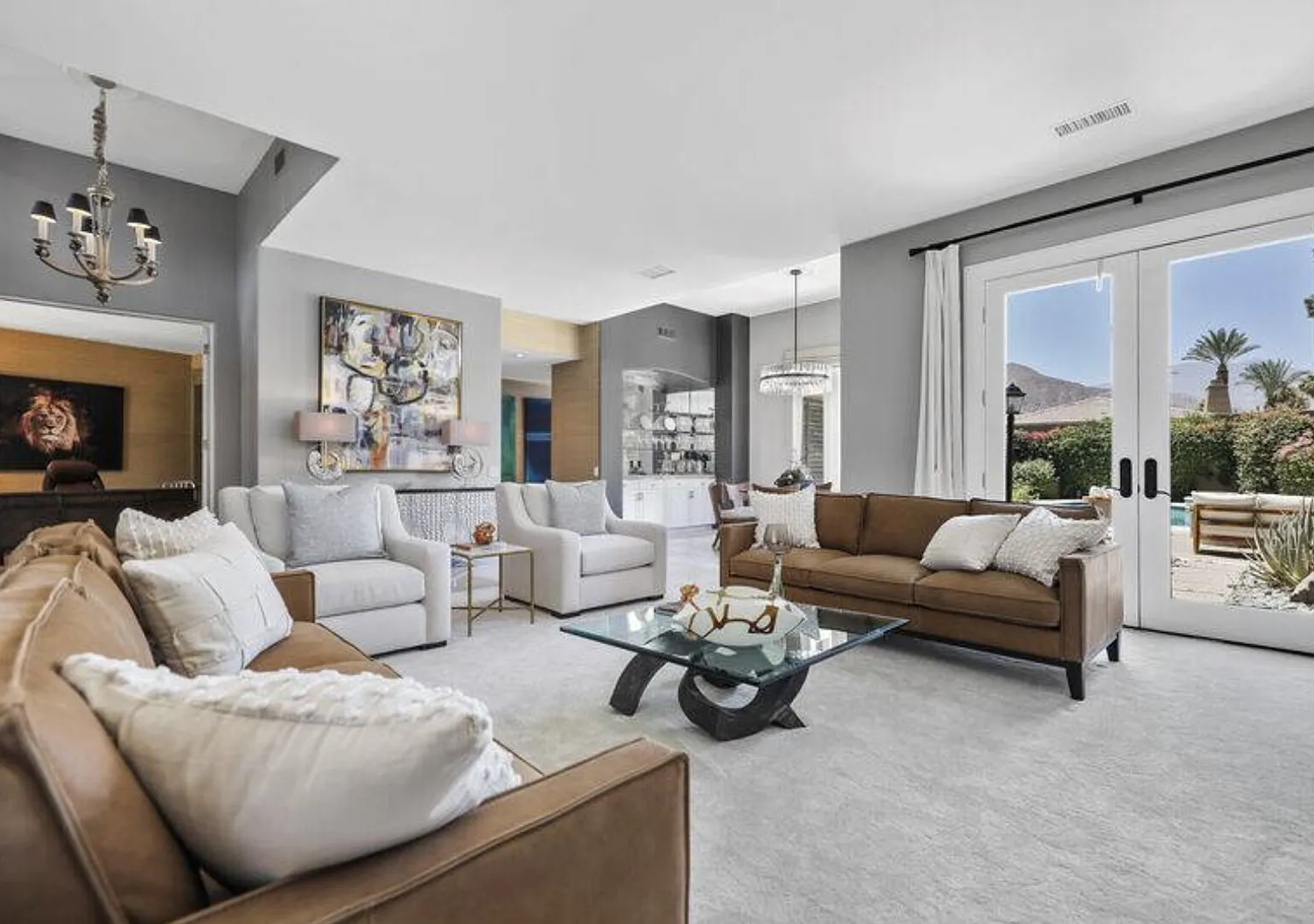 Palm Vista Luxury Retreat in La Quinta California - King bed and... — Photo 4