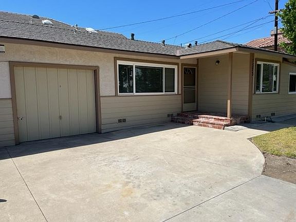 2nd image of 1573 Tustin Ave
