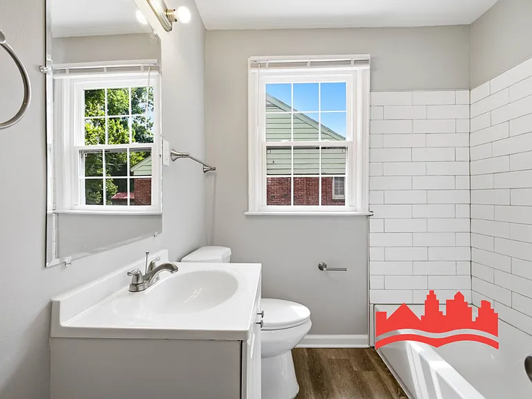 1698 Edward Ave — Photo 21