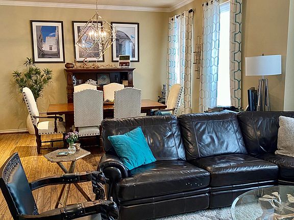 3rd image of 4327 Buena Vista St APT 1-3