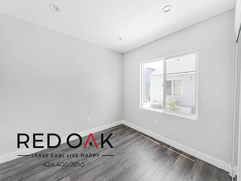 6429 1/2 S Victoria Ave #6429-1/2 — Photo 13