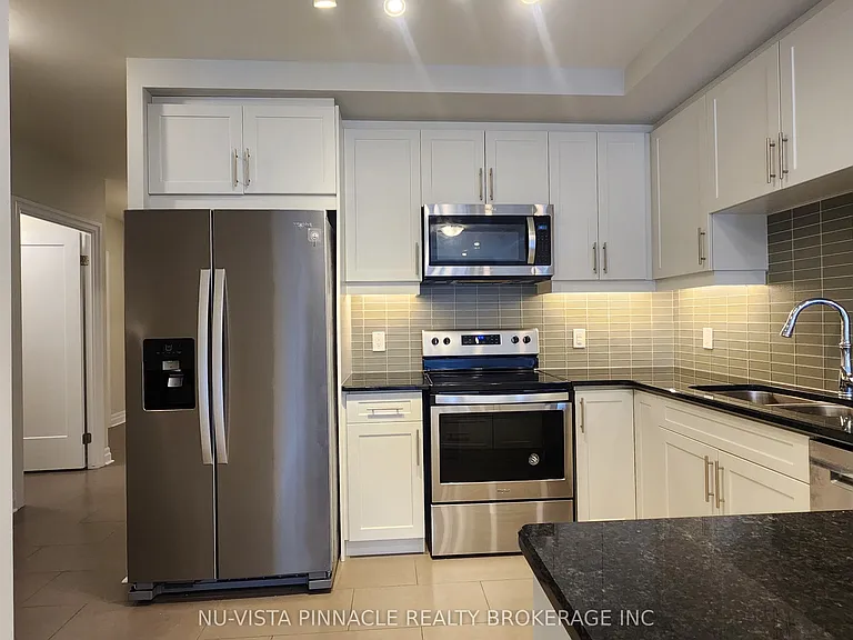 505 Talbot St #1808 — Photo 10