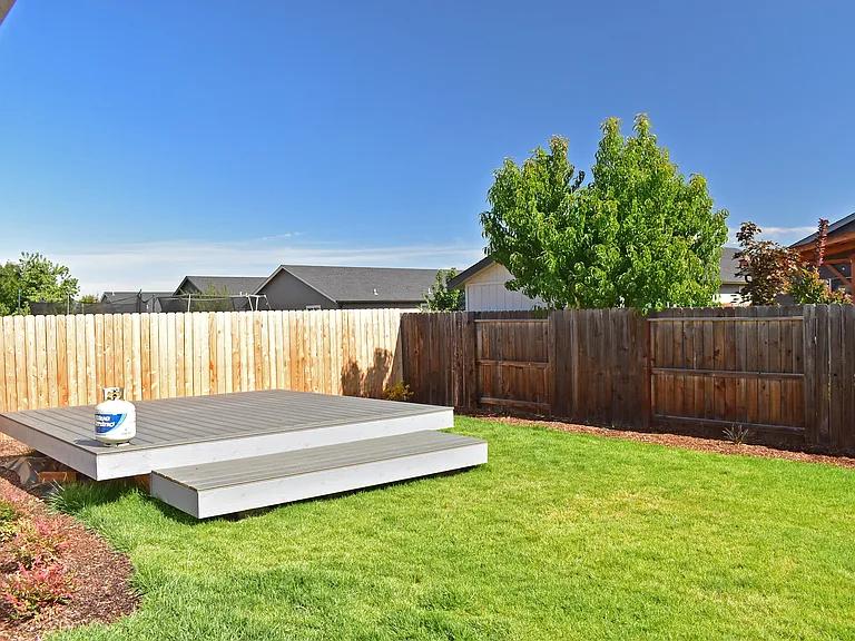 1033 Vick Ln — Photo 21