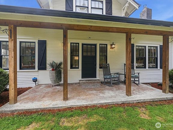 2nd image of 20726 Woods Creek Road