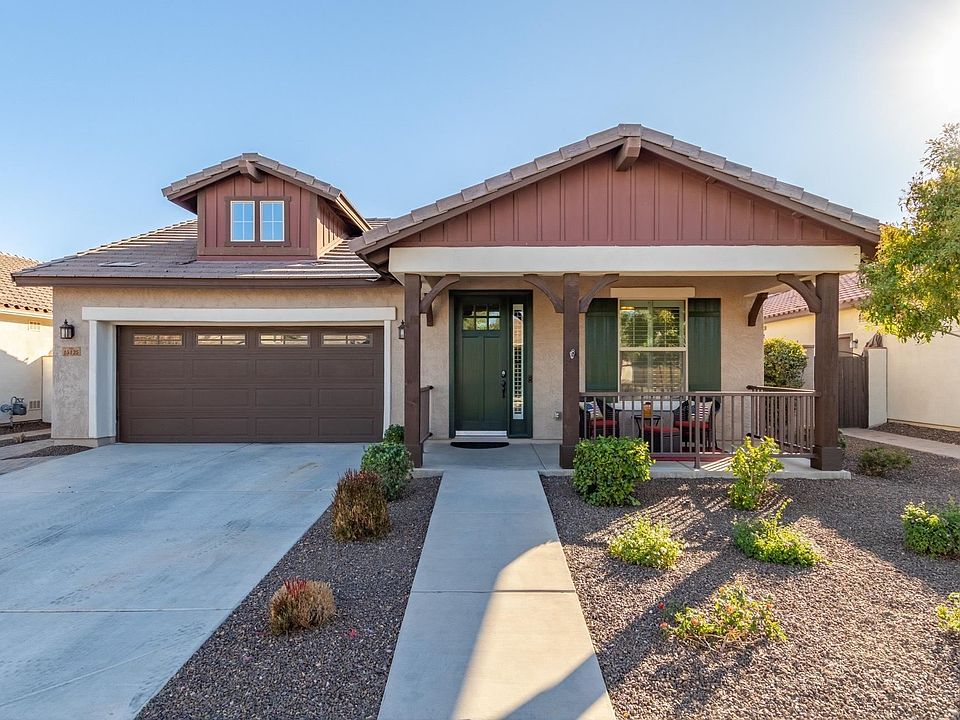 1st image of 15135 W Windrose Dr