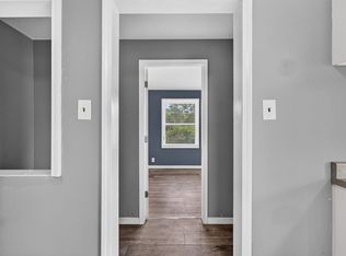 6006 Cascade Dr, Saint Louis, MO 63134