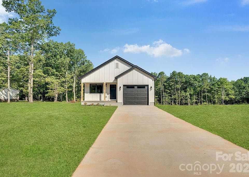 1st image of 4641 Graybirch Dr