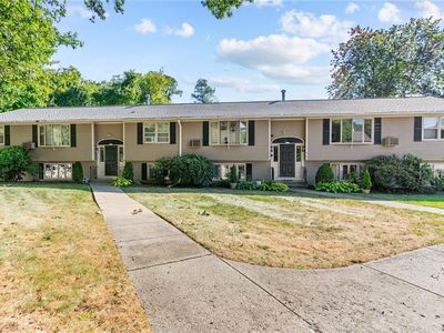 25 Harris Driftway St APT 6, Cranston, RI, 02920