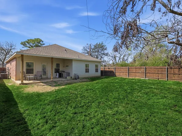 5179 Charlene St, Fort Worth, TX 76105