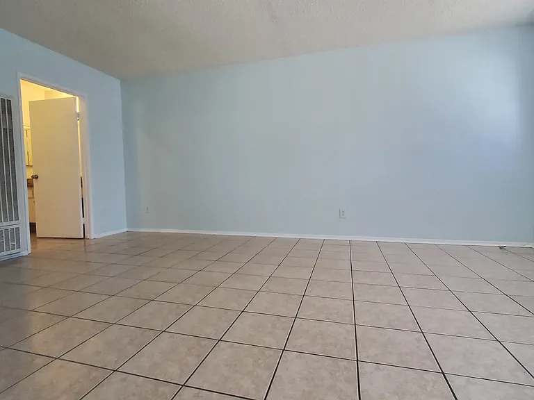 17900 Sherman Way #418 — Photo 6