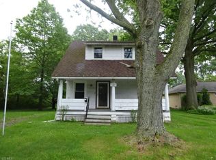 3259 Clague Rd, North Olmsted, OH 44070