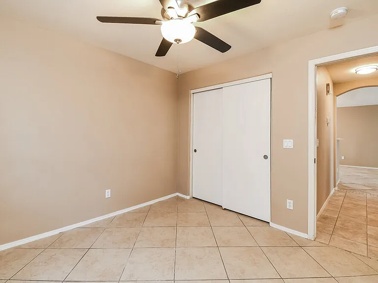 803 S Chatsworth St — Photo 13