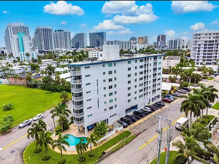 720 Bayshore Dr #604 — Photo 11
