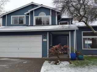 921 6th Pl S, Kirkland, WA 98033