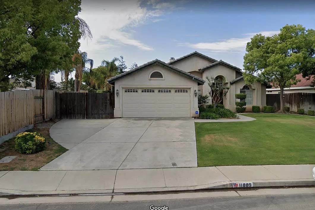 11009 Academy Ave photo 1