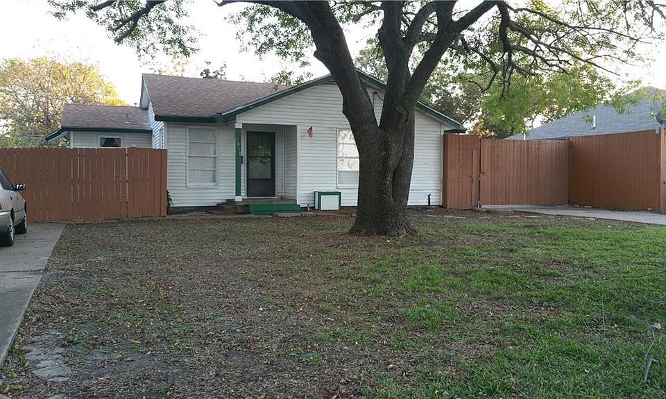 1st image of 1810 Cranford Dr