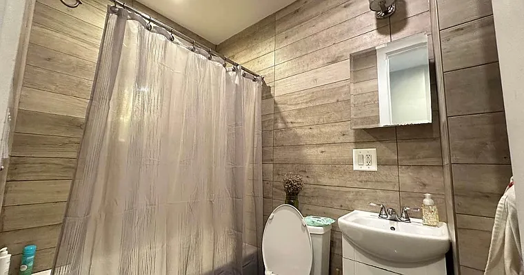 Rented by Skyhigh Realty NYC LLC | media 6