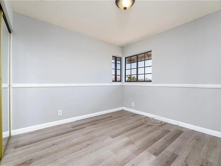 7492 Brookside Rd — Photo 7