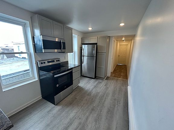 5th image of 289 E Fairview St #5