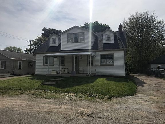 3rd image of 79 N Lynn Ave #1
